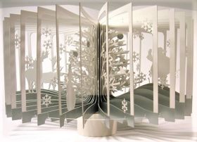 Snowy World 360° Book